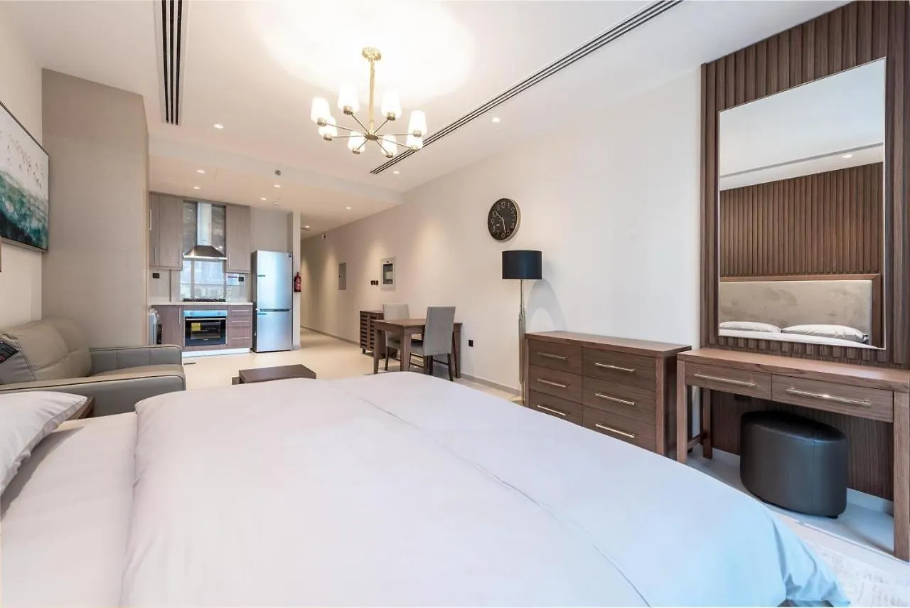 Cozy & Spacious 2 Bhk Downtown Dubai